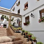 19 Calle Buen Pastor