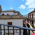 19 Calle Buen Pastor